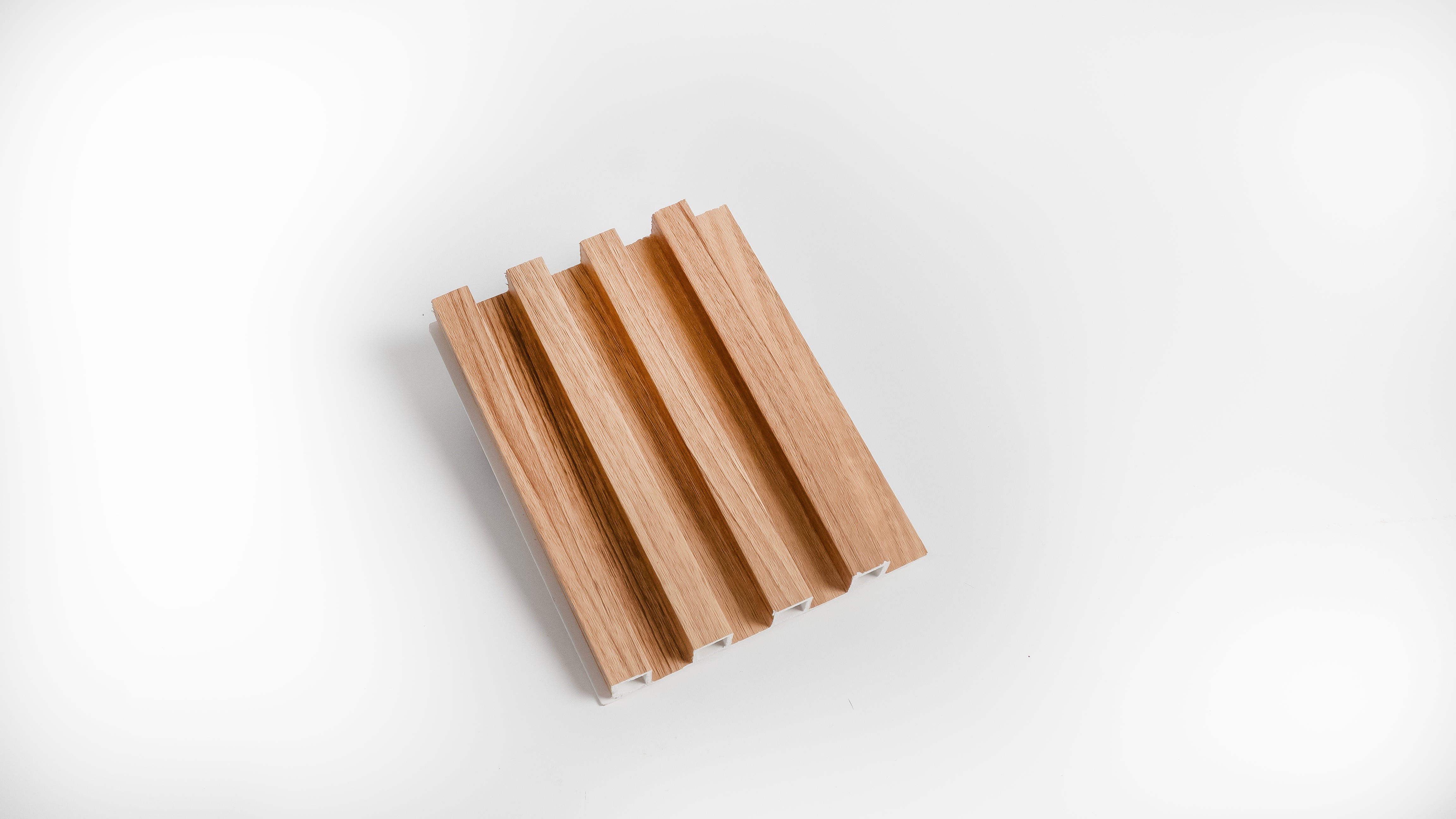 Lambrin WPC Interior Nogal Caja